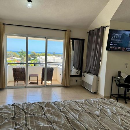 El más completo, a menos de 5 minutos de la playa, free wifi fuera del alojamiento Puerto Plata Exterior foto