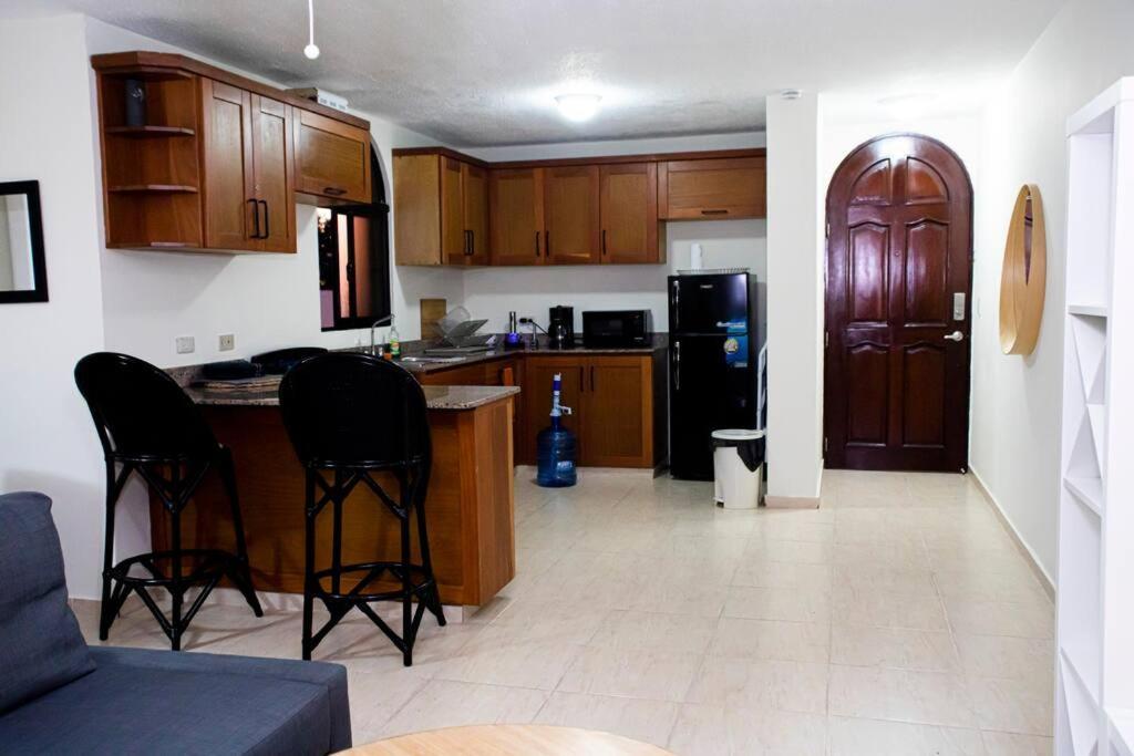 El más completo, a menos de 5 minutos de la playa, free wifi fuera del alojamiento Puerto Plata Exterior foto
