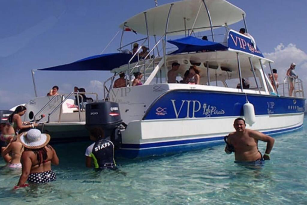 El más completo, a menos de 5 minutos de la playa, free wifi fuera del alojamiento Puerto Plata Exterior foto